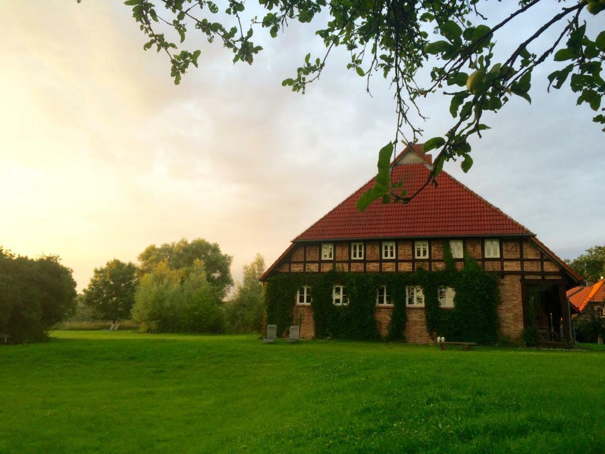 Landhaus Schoenhof Feldberger Seenlandschaft Ngoại thất bức ảnh